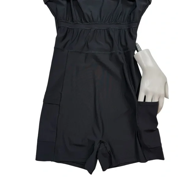 NWT ✨ Vuori One Shot Dress Women’s Black Size Medium VW610 - Picture 13 of 16